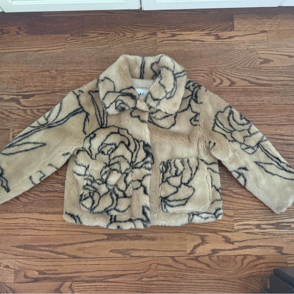 Floral Faux Fur Coat Jacket in Beige and Black